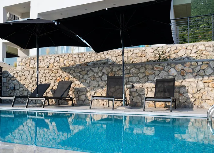 Ionian Bliss Deluxe Νικιάνα